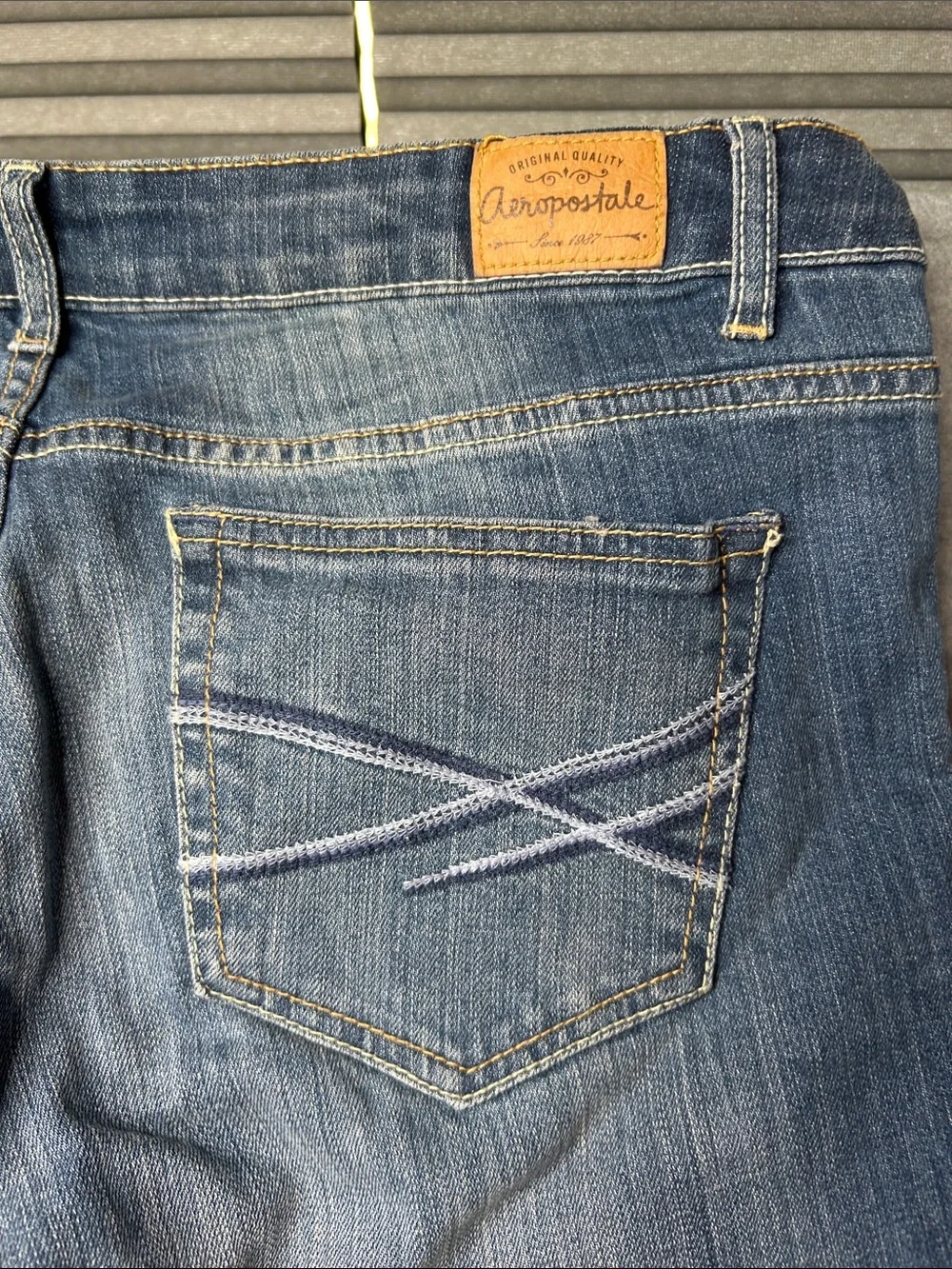 Aeropostale‎ Women's Blue Skinny Jeans with Distressed Details